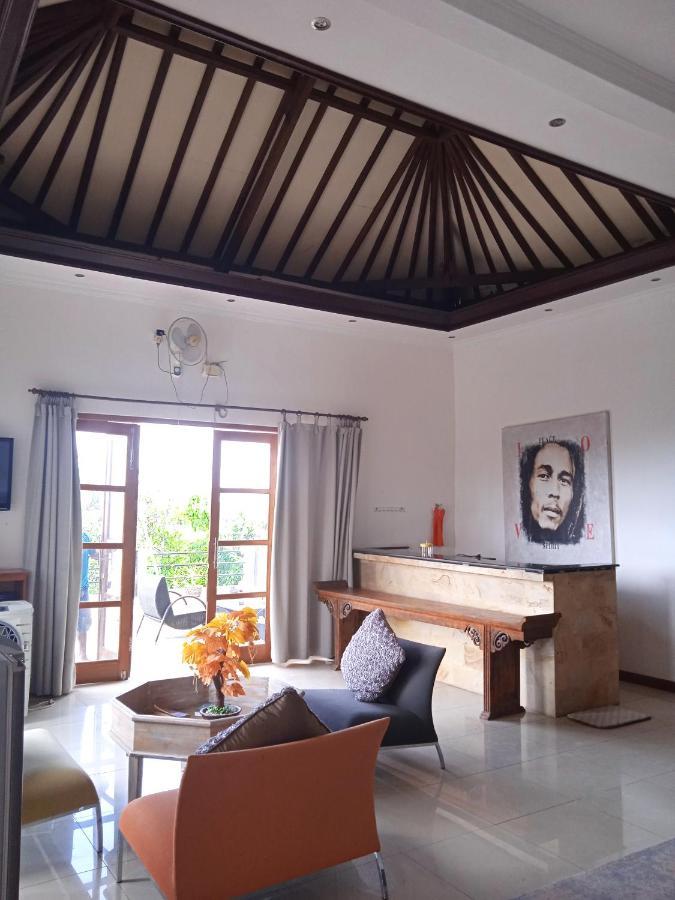 Villa Damay Dua Ловина Экстерьер фото